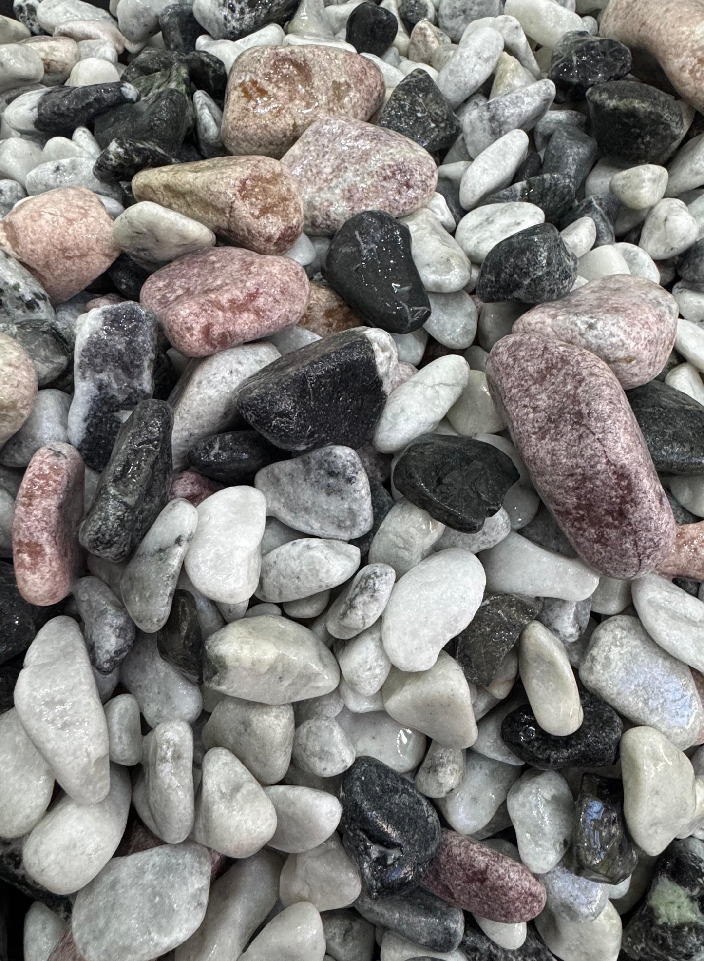 Mix Color Pebbles 18kg